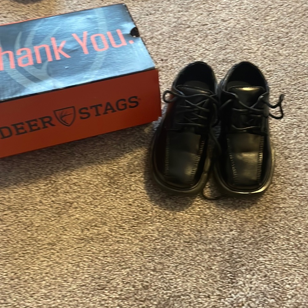 Deer Stags Toddler boy dress shoes. Size 9 toddler.